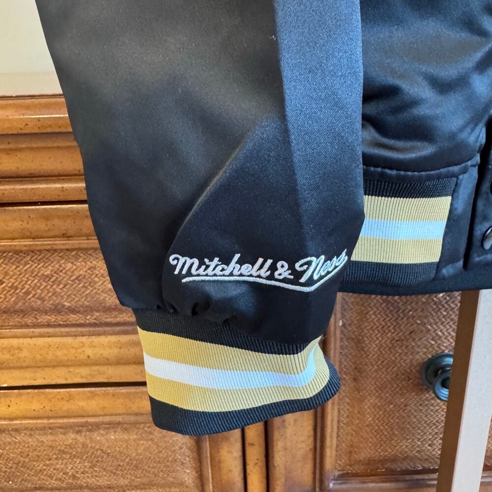 Mitchell & Ness Vegas Golden Knights Satin Jacket Black Gold L NWT - Picture 3 of 5